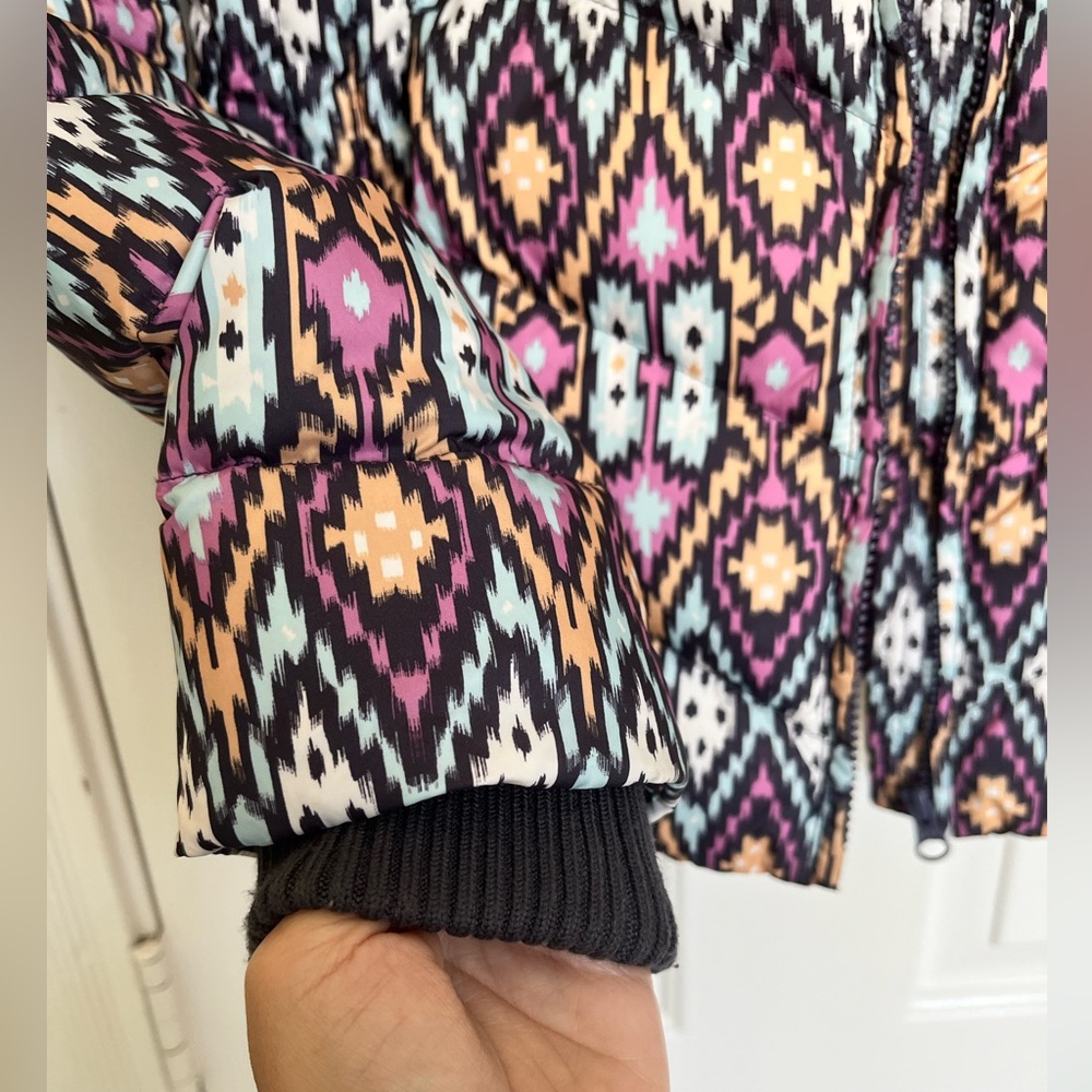 Levi's Aztec Geometric Patterned Puffer Jacket - image 7